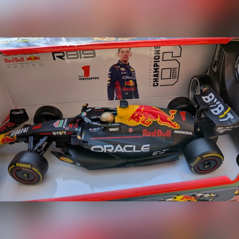 Maisto Tech RC Red Bull Racing Car - Black and Red